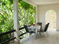 Izdavanje, trosoban stan, 110m², Zagrađe, Bar - image 3