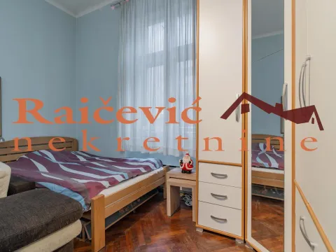 Prodaja, trosoban stan, 83m², Stari Grad, Beograd - image 2