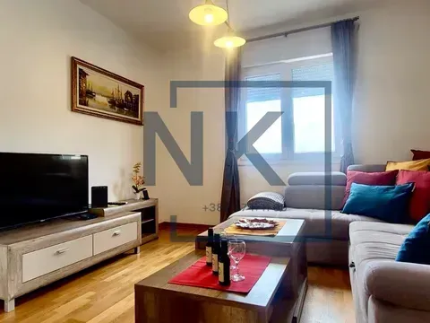 Prodaja, jednosoban stan, 42m², City Kvart, Podgorica - image 2
