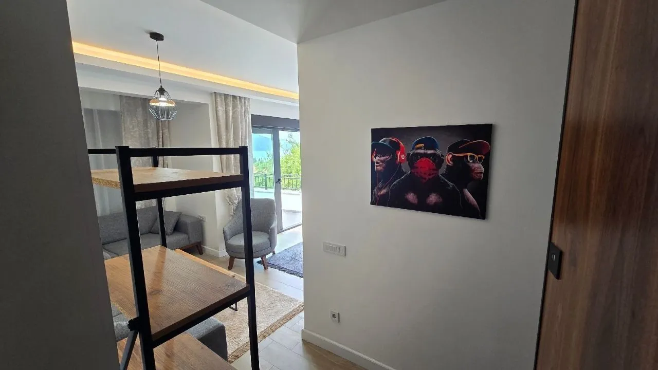 Prodaja, dvosoban stan, 48m², Tivat, Crna Gora