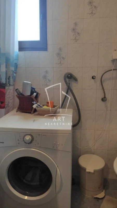 Sale, house, 236m², Voždovac Sve Podlokacije, Beograd
