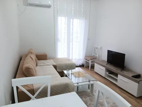Izdavanje, jednosoban stan, 35m², Zabjelo, Podgorica - image 8