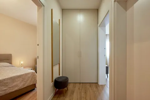 Rent, two bedroom apartment, 58m², Bečići, Budva - image 10