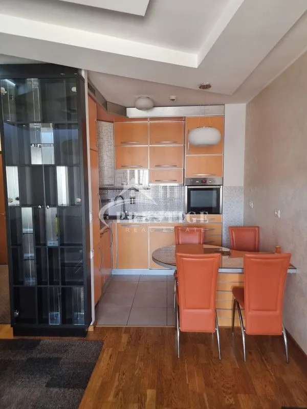 Rent, two bedroom apartment, 68m², City Kvart, Podgorica