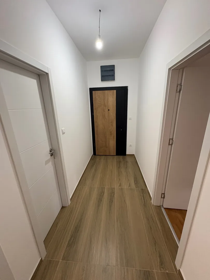 Prodaja, dvosoban stan, 64m², Tološi, Podgorica