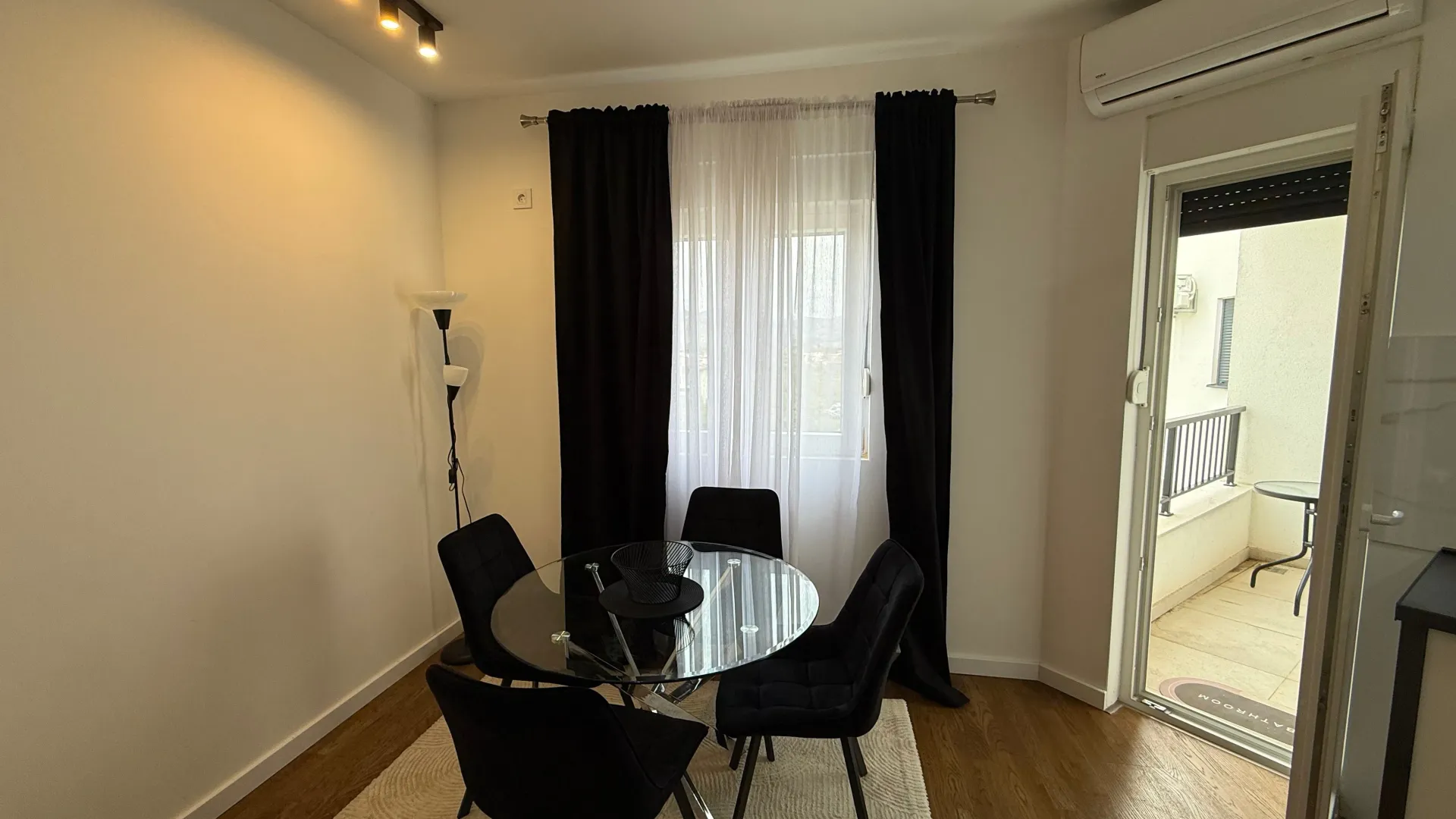 Rent, apartment, 45m², Zagorič, Podgorica
