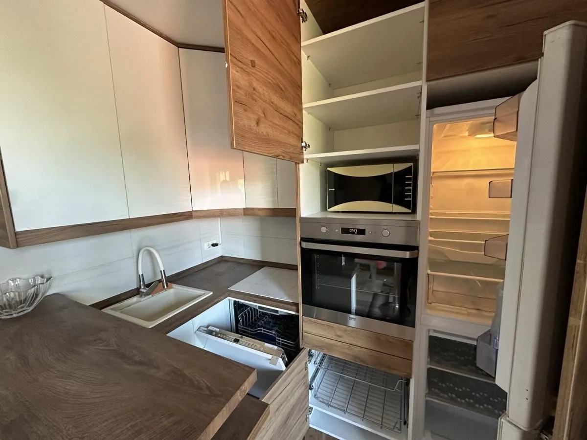 Prodaja, dvosoban stan, 44m², Centar, Novi Sad