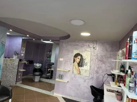 Prodaja, poslovni prostor, 43m², Preko Morače, Podgorica - image 2