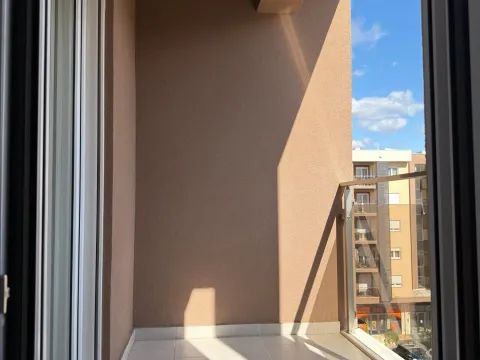 Rent, two bedroom apartment, 48m², City Kvart, Podgorica - image 12