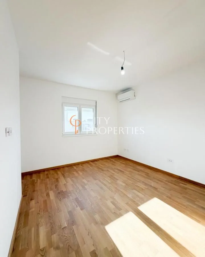 Sale, apartment, 104m², Stari Aerodrom, Podgorica