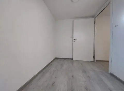 Izdavanje, dvosoban stan, 40m², Mažina, Tivat - image 9