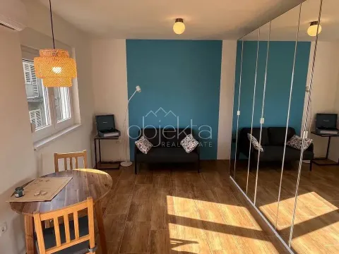 Prodaja, stan, 27m², Tivat, Crna Gora - image 2
