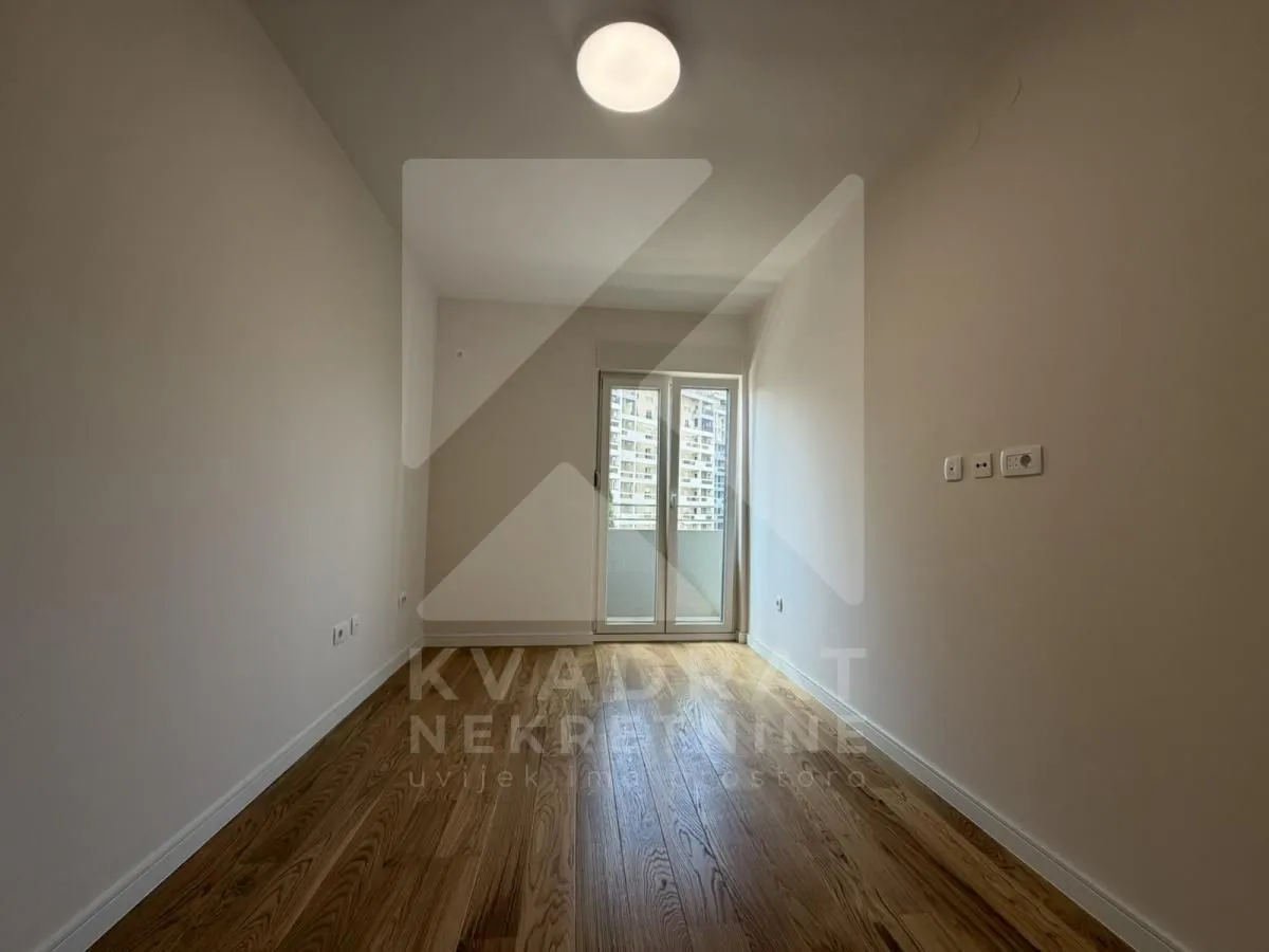 Rent, office space, 40m², Central Point, Podgorica