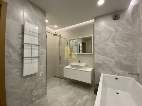 Izdavanje, kuća, 181m², Sremska Kamenica, Petrovaradin - image 14