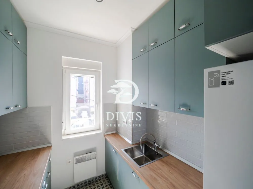 Prodaja, trosoban stan, 78m², Južni Bulevar, Vračar Sve Podlokacije