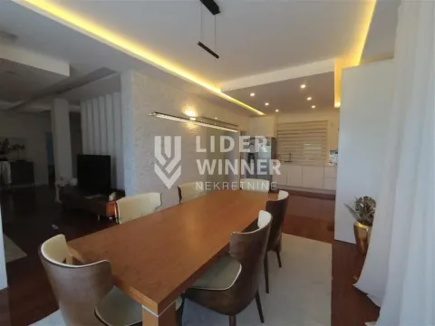 Sale, house, 203m², Centar, Ub - image 11