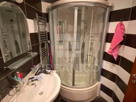 Izdavanje, jednosoban stan, 53m², Centar, Podgorica - image 11