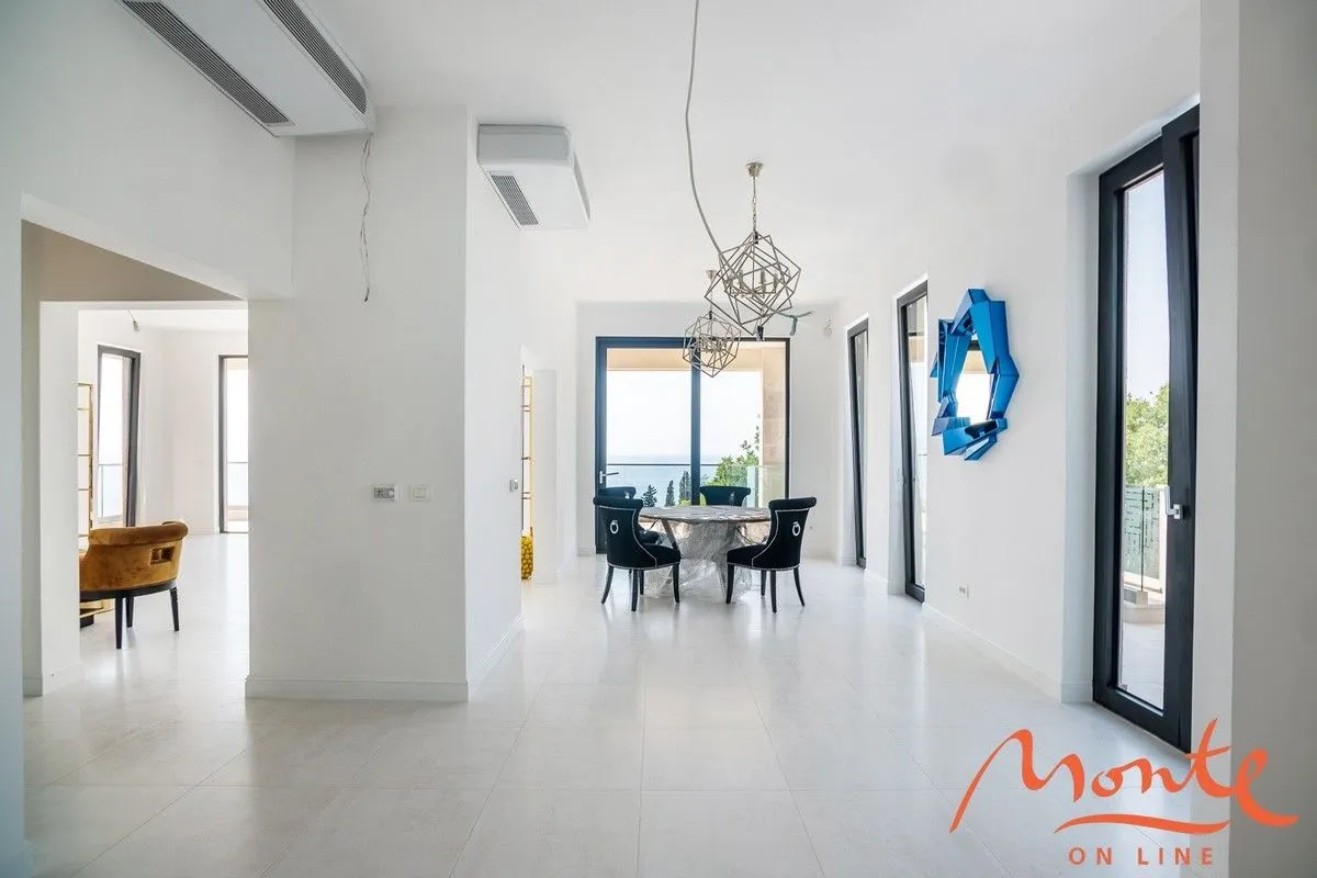 Sale, house, 632m², Reževići, Budva