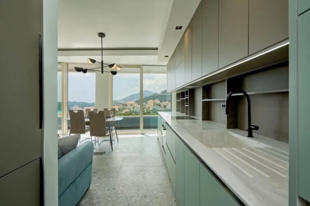 Sale, two bedroom apartment, 115m², Bečići, Budva