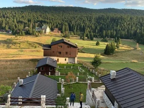 Sale, house, 800m², Žabljak II, Žabljak - image 3