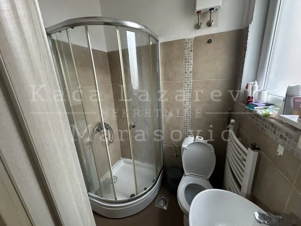 Rent, two bedroom apartment, 44m², Topličin venac, Beograd