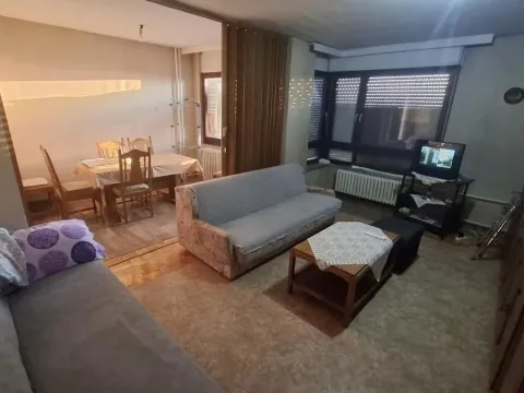 Sale, three bedroom apartment, 78m², Bulevar Oslobodjenja, Novi Sad Sve Podlokacije