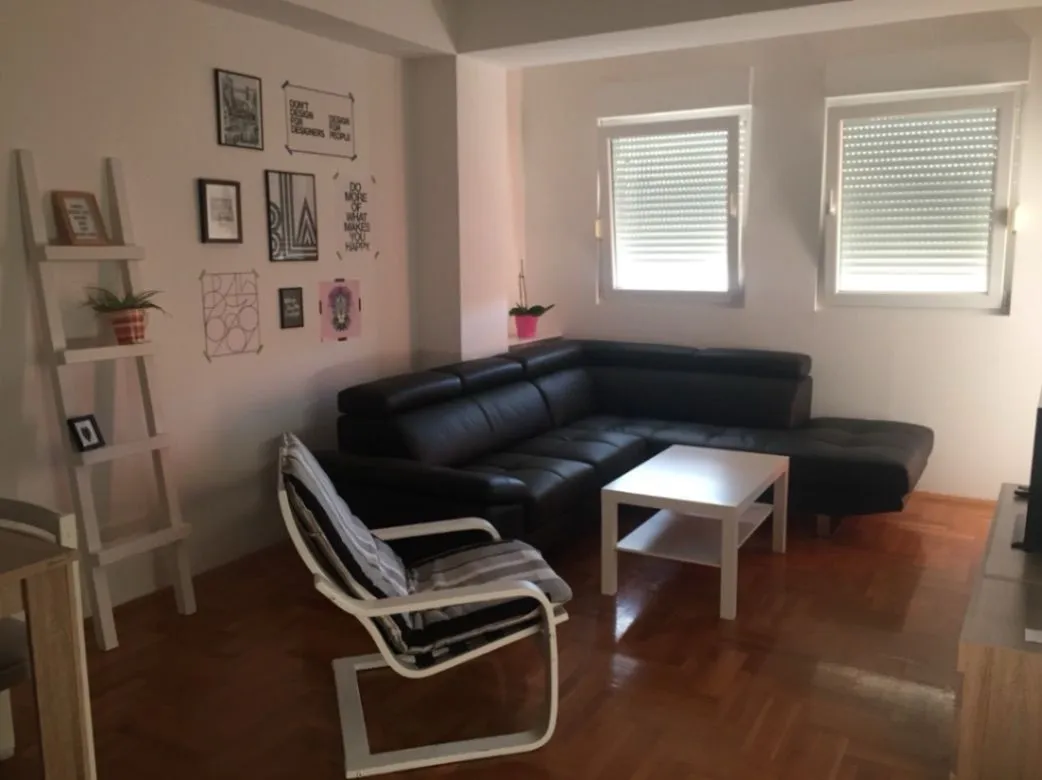 Rent, parking/garage, 52m², City Kvart, Podgorica