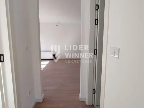 Prodaja, trosoban stan, 78m², Autokomanda, Voždovac Sve Podlokacije - image 3