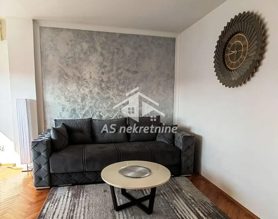 Izdavanje, stan, 70m², Novi Beograd Sve Podlokacije, Beograd