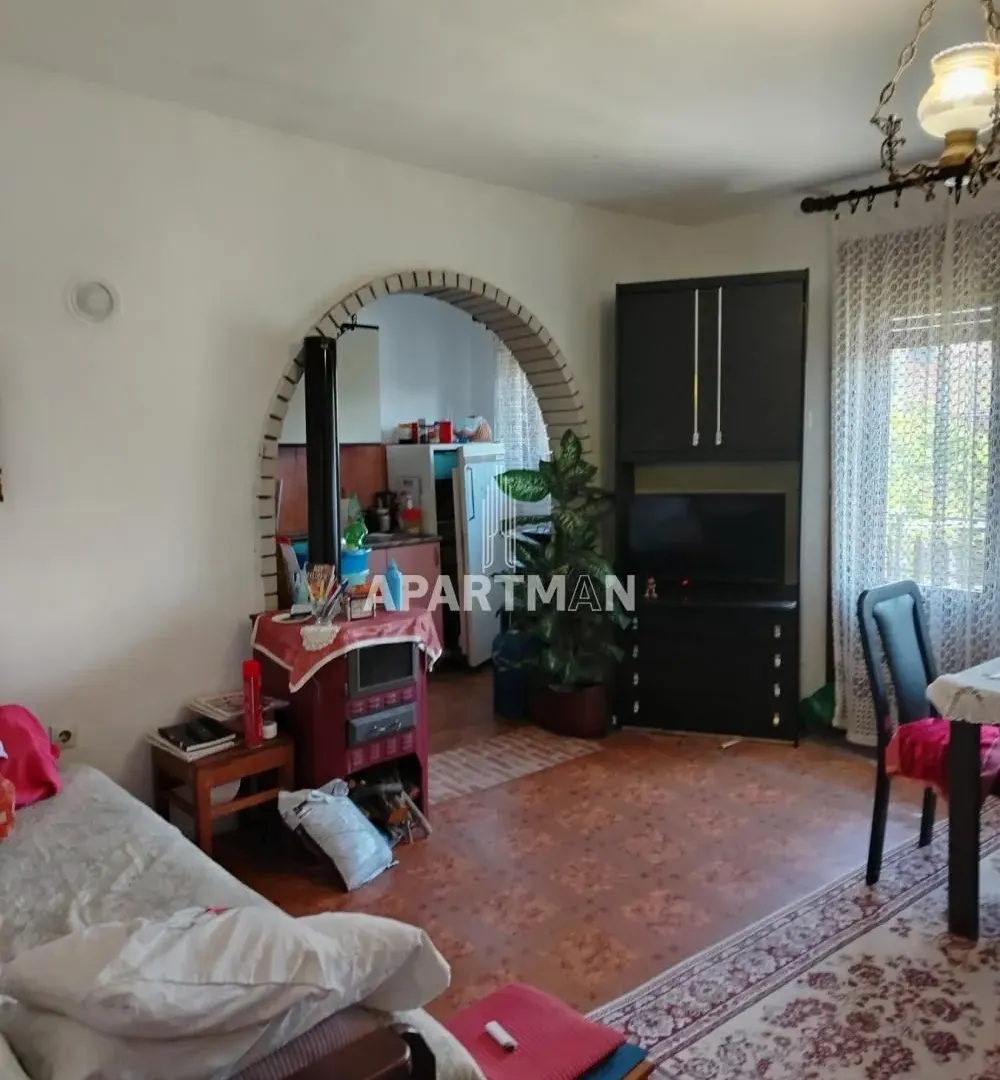 Prodaja, kuća, 371m², Jakovo, Surčin