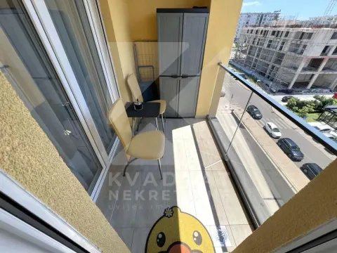 Izdavanje, jednosoban stan, 45m², Pobrežje, Podgorica - image 15