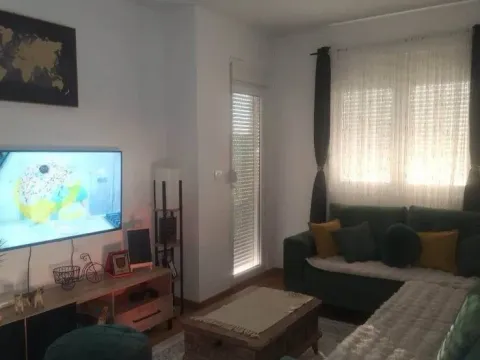 Prodaja, jednosoban stan, 47m², Stari Aerodrom, Podgorica - image 4