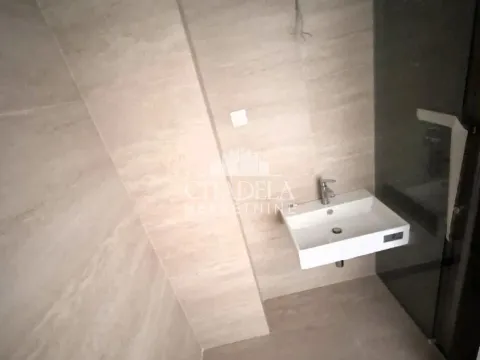 Prodaja, četvorosoban stan, 115m², Banovo Brdo, Beograd - image 12