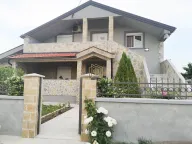 Izdavanje, kuća, 200m², Cijevna, Podgorica - image 2