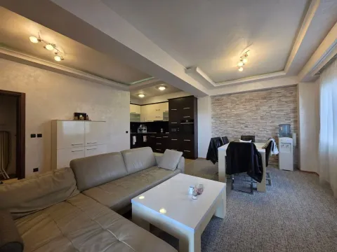 Prodaja, dvosoban stan, 80m², Budva, Crna Gora - image 17