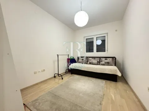 Rent, two bedroom apartment, 71m², City Kvart, Podgorica - image 7