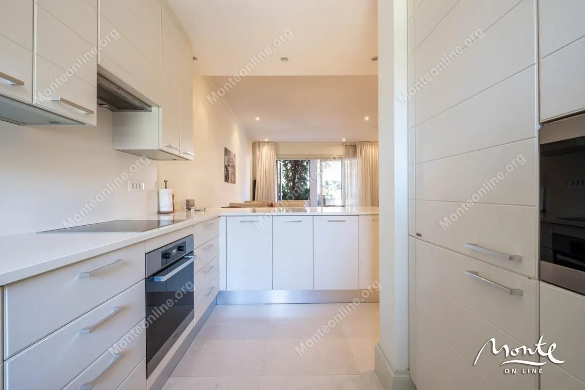 Prodaja, dvosoban stan, 115m², Porto Montenegro, Tivat