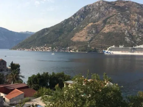 Prodaja, trosoban stan, 132m², Stoliv, Kotor - image 3