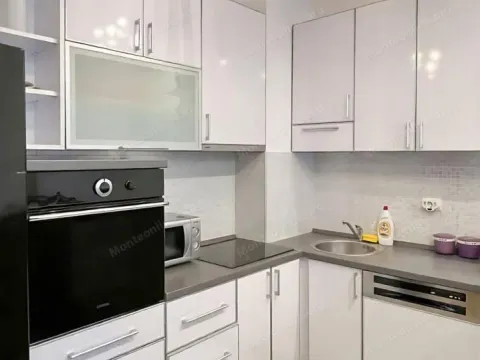 Prodaja, jednosoban stan, 51m², City Kvart, Podgorica - image 4