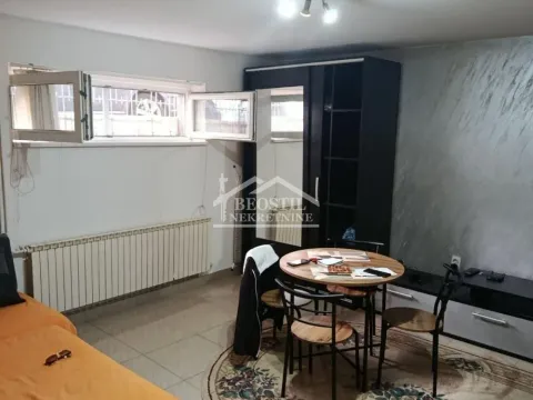 Prodaja, stan, 29m², Kalenić Pijaca, Vračar Sve Podlokacije - image 4