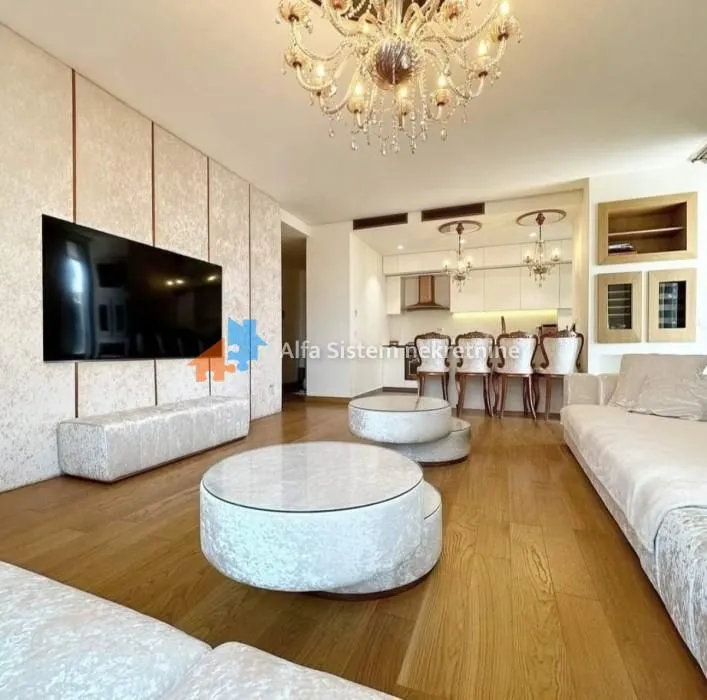 Rent, four bedroom apartment, 147m², Savski Venac, Beograd