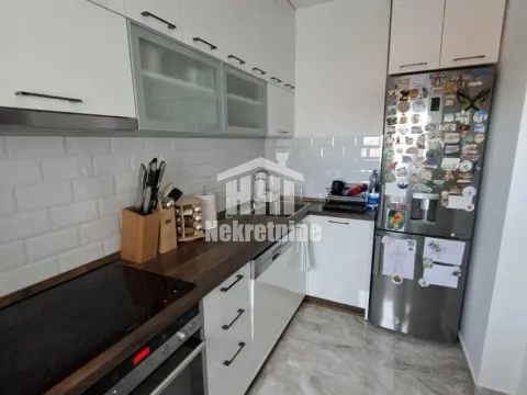 Prodaja, trosoban stan, 72m², Julino Brdo, Beograd - image 9