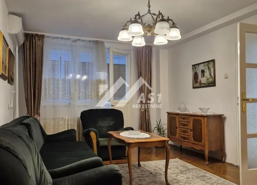 Izdavanje, dvosoban stan, 66m², Bulevar Oslobodjenja, Novi Sad Sve Podlokacije