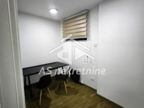 Rent, three bedroom apartment, 60m², Južni Bulevar, Vračar Sve Podlokacije - image 12