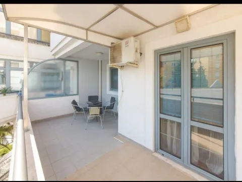 Izdavanje, jednosoban stan, 40m², Golubovina, Budva - image 8