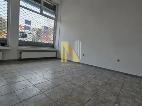 Sale, office space, 30m², Nova Detelinara, Novi Sad Sve Podlokacije - image 7