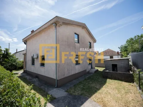 Izdavanje, kuća, 150m², Gornja Gorica, Podgorica - image 20