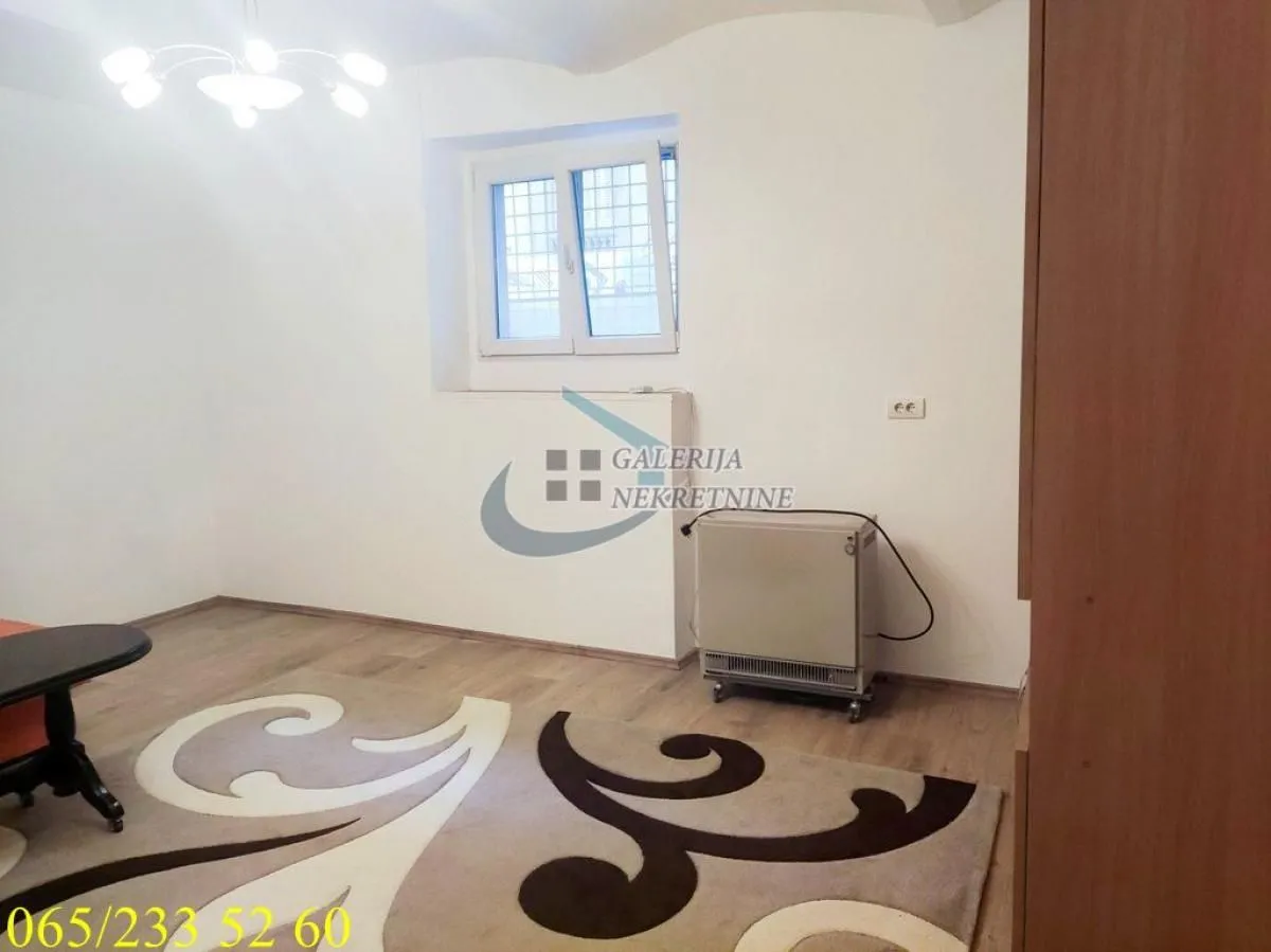 Prodaja, jednosoban stan, 36m², Vračar Hram, Vračar Sve Podlokacije