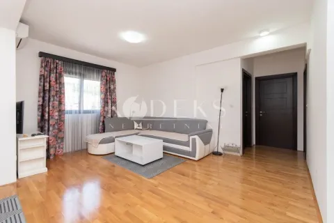 Rent, two bedroom apartment, 62m², Vezirov Most, Podgorica - image 14