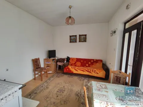 Prodaja, kuća, 30m², Vašarište, Jagodina - image 2